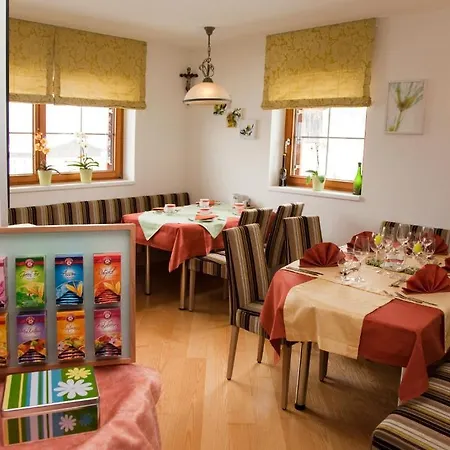 Guest house Bergmahder 3*